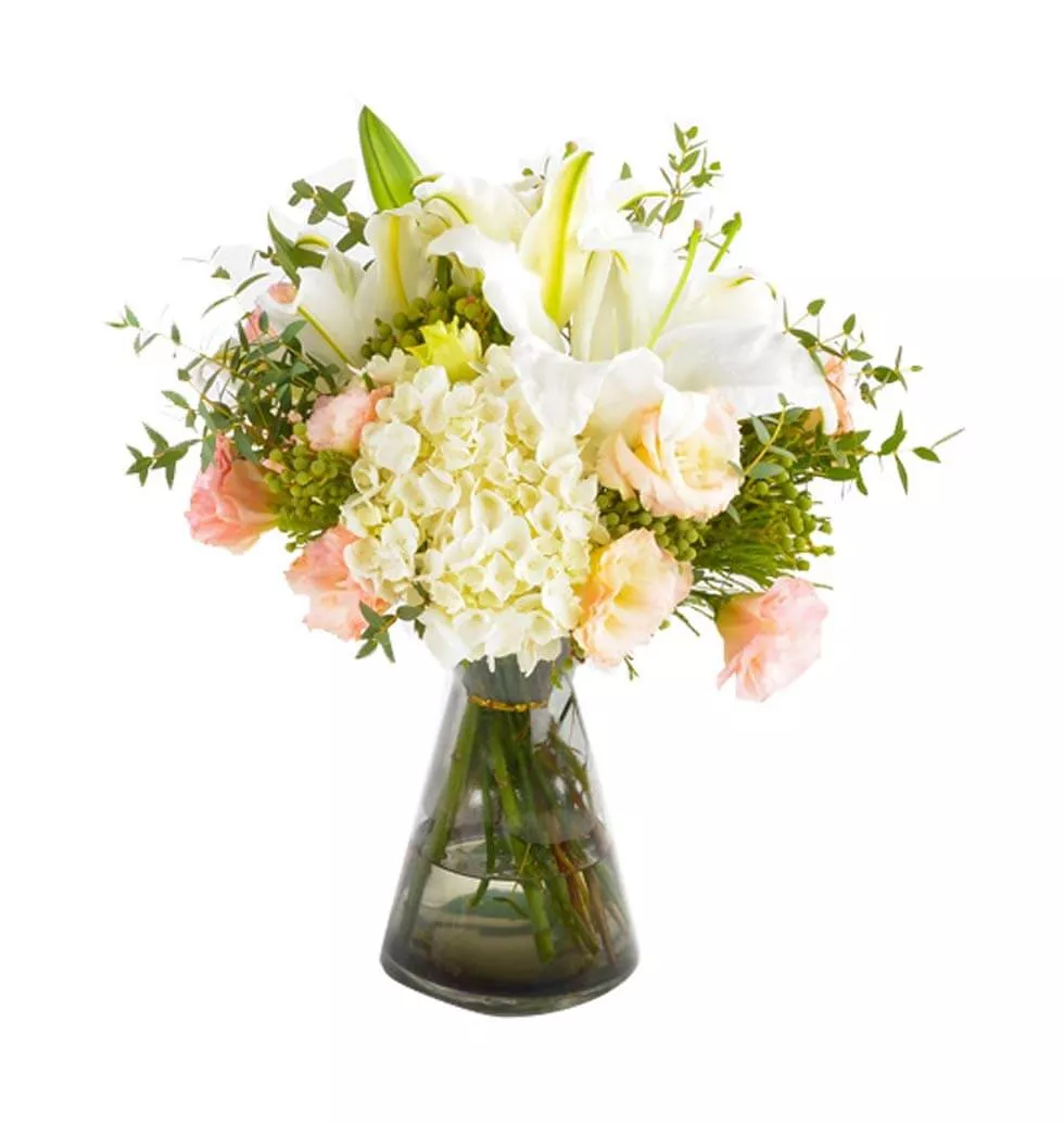 Attractive Flower Vase Arrangement
